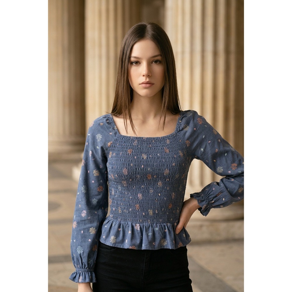 Tween Girl Blue Daisy Floral Smocked Peplum Top Long Sleeve M 10/12 Prairie Boho